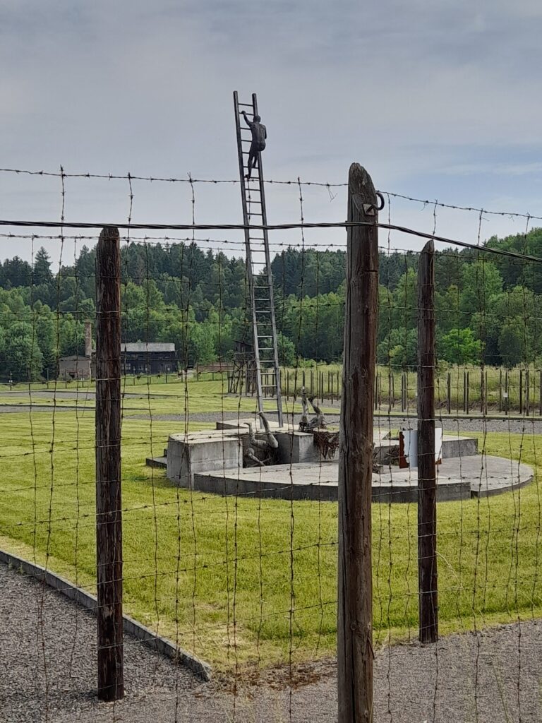 Odborná exkurze – Památník Vojna Lešetice a zámek Mníšek pod Brdy
